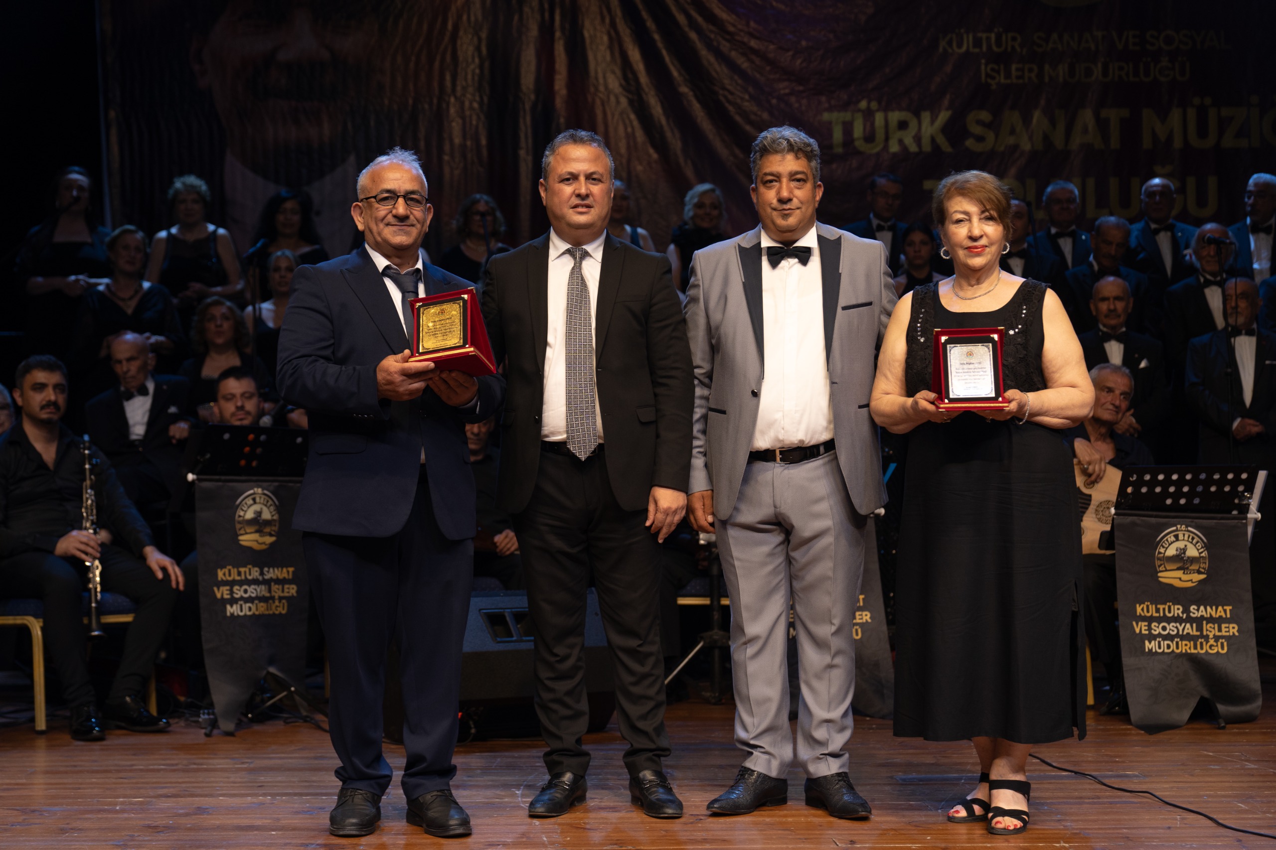  Atakum Belediyesi Türk Sanat Müziği Korosunun ‘Yaza Merhaba’ konseri yoğun ilgi gördü